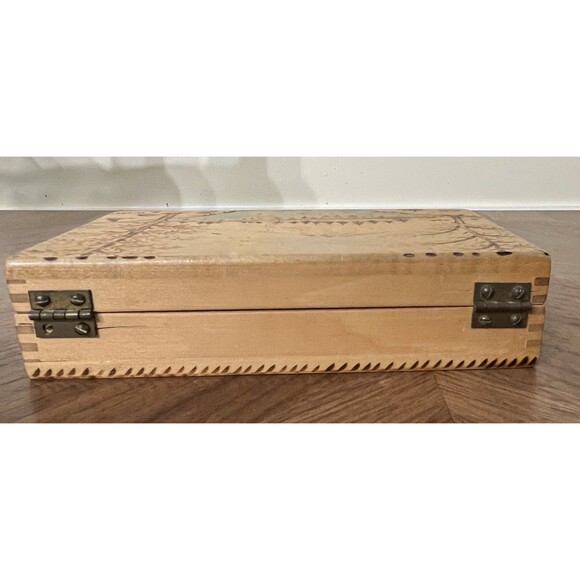 Vintage 1976 B.Powell Hand-Painted Wooden Keepsake Box Folk Primitive Art - Picture 6 of 14
